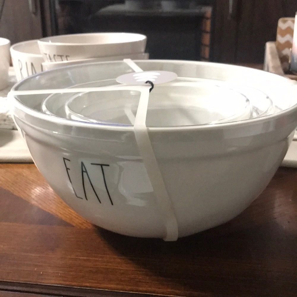 Rae Dunn bowls